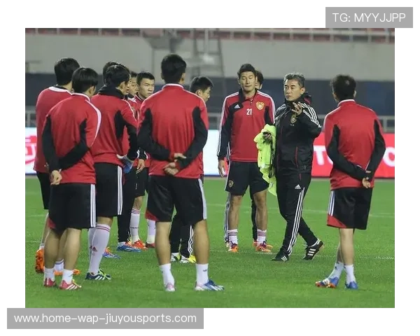 国足备战训练日程紧凑安排合理,国足训练赛 国足备战训练日程紧凑安排合理,国足训练赛