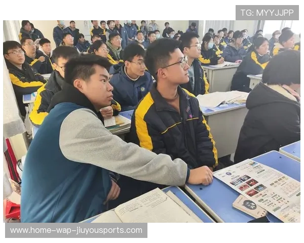 球员在校园宣讲 鼓励学生坚持体育锻炼,激励学生体育锻炼的格言