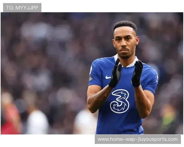 马赛中前场联动提速，奥巴梅扬冲刺空间被释放，奥巴梅扬和内马尔像吗